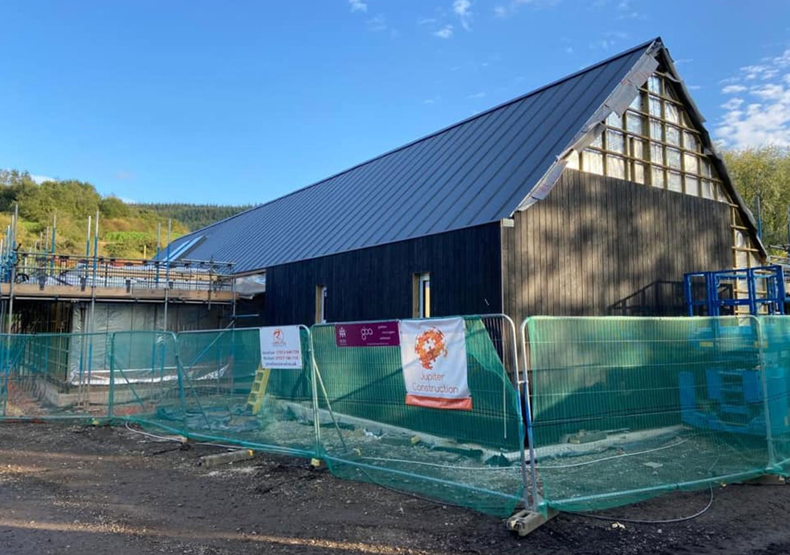 Building of the new clubhouse at Thimbleby